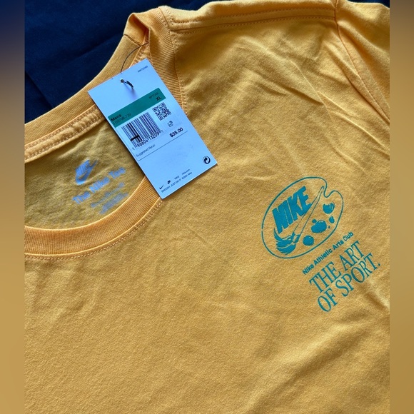 Men's Nike NSW Art is Sport Tee - Picture 4 of 4